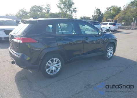 2022 Toyota Corolla Cross L z USA, uszkodzony, nr VIN 7MUAAABG6NV032964